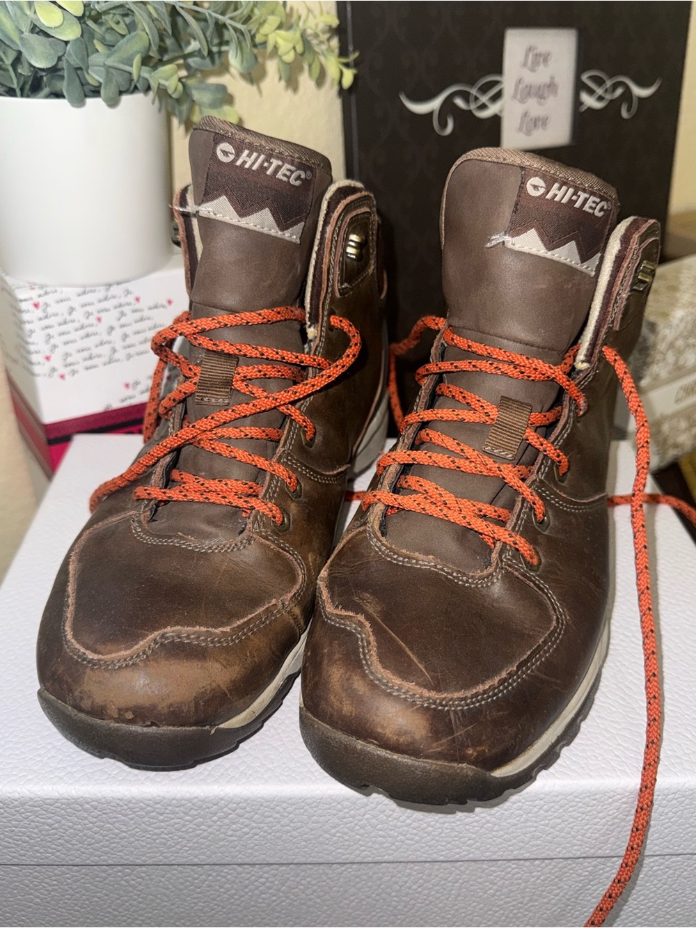 Hi-Tec Brown Leather Men's Hiking Boots with Orange Laces